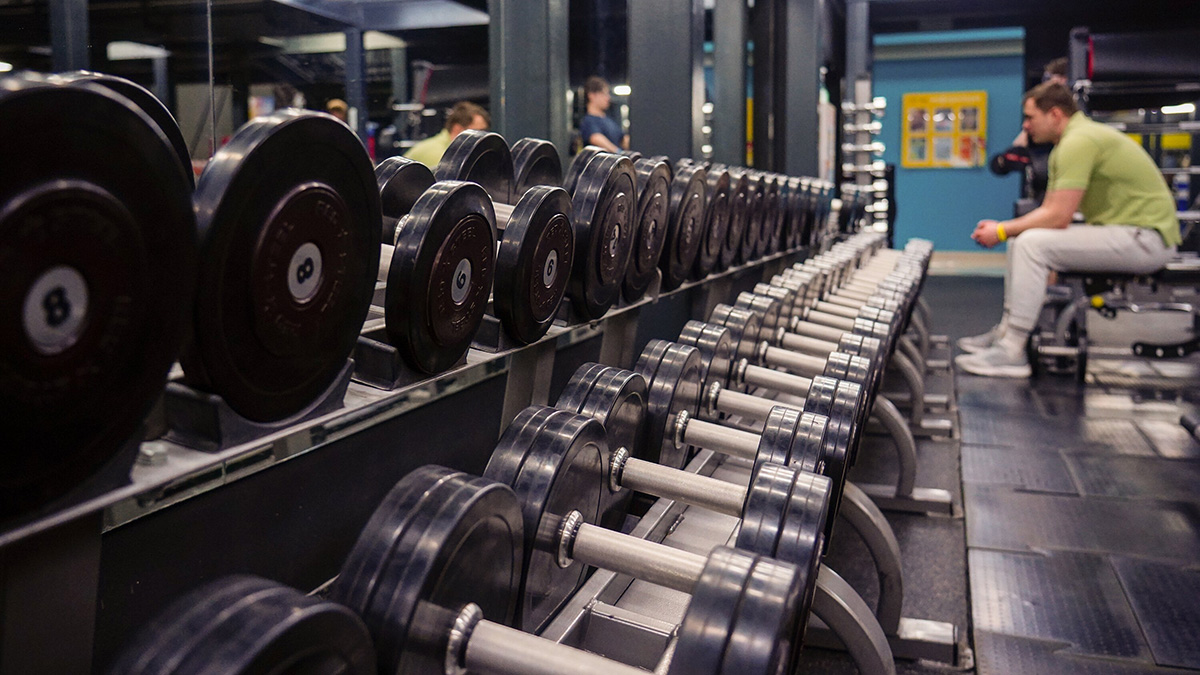 Эксперт Каневский назвал заболевания, при которых запрещены обычные тренировки