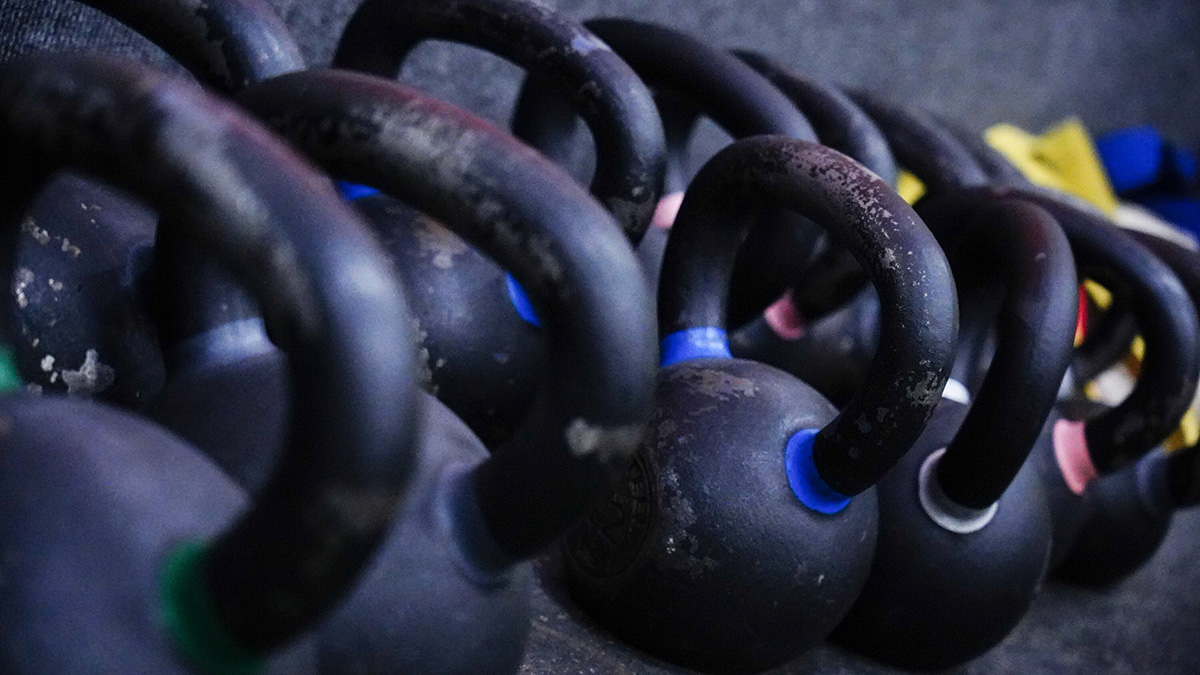 Белгородский силач Самойлов установил рекорд России и мира по подъему гири