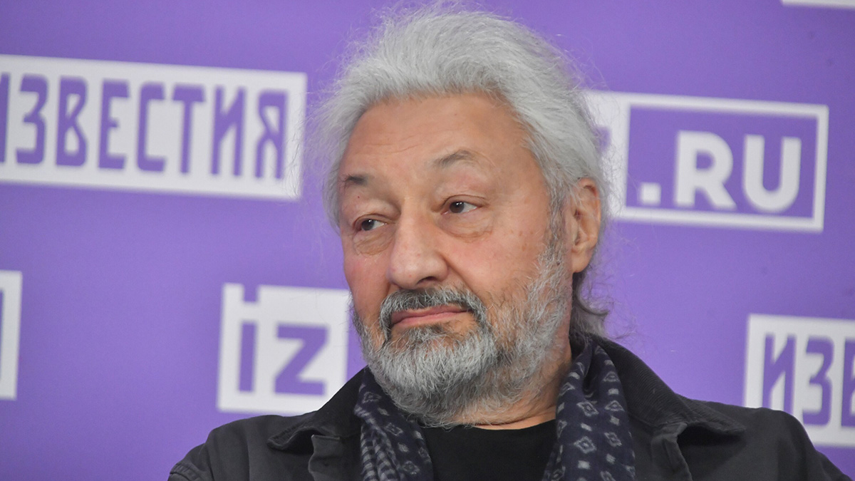 Музыкант Намин получил гражданство Армении и приобрел там квартиру