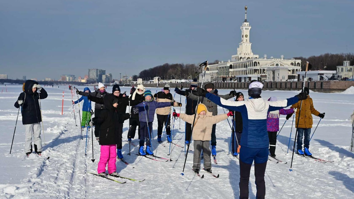Собянин: В этом году в Москве открыто около 400 лыжных трасс