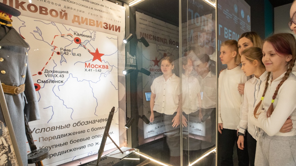Гостей Музея Победы познакомят с обмундированием танкистов