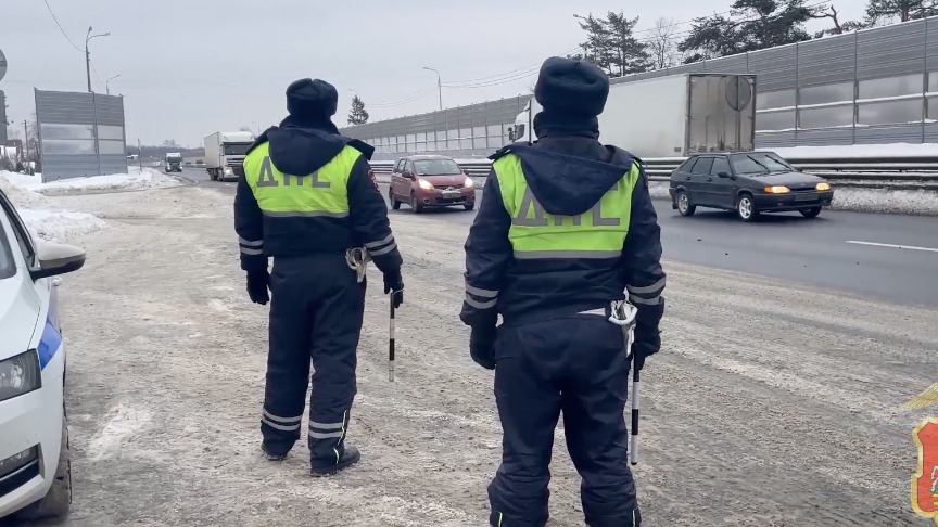 Подмосковные полицейские спасли ребенка, которому была нужна срочная медпомощь