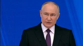 Путин: Правительство РФ выделит 400 миллиардов на капремонт садов и школ