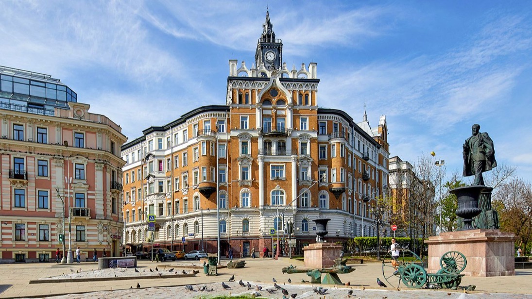 Дом страхового общества «Россия» на Сретенском бульваре капитально отремонтируют