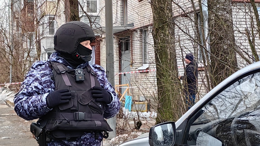 Управление Росгвардии подтвердило факт повреждения дома в Санкт-Петербурге БПЛА