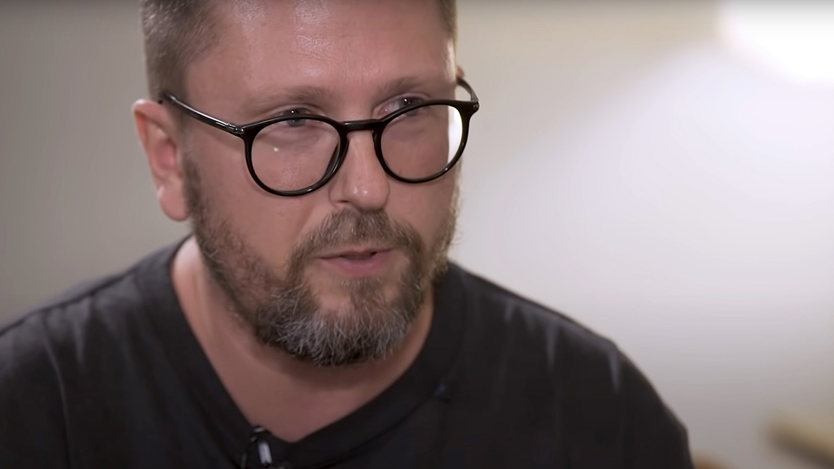 Журналист Шарий заявил, что на его машину напали с автоматом в Испании