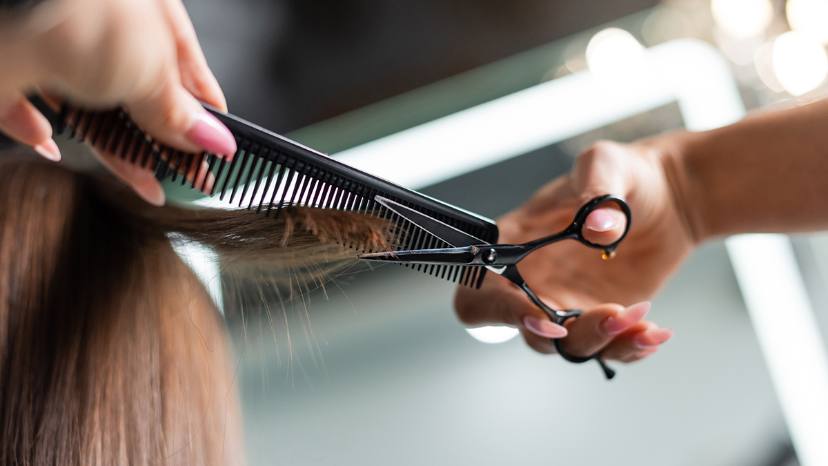 Старейшая в мире 108-летняя парикмахерша рассказала о секрете долголетия