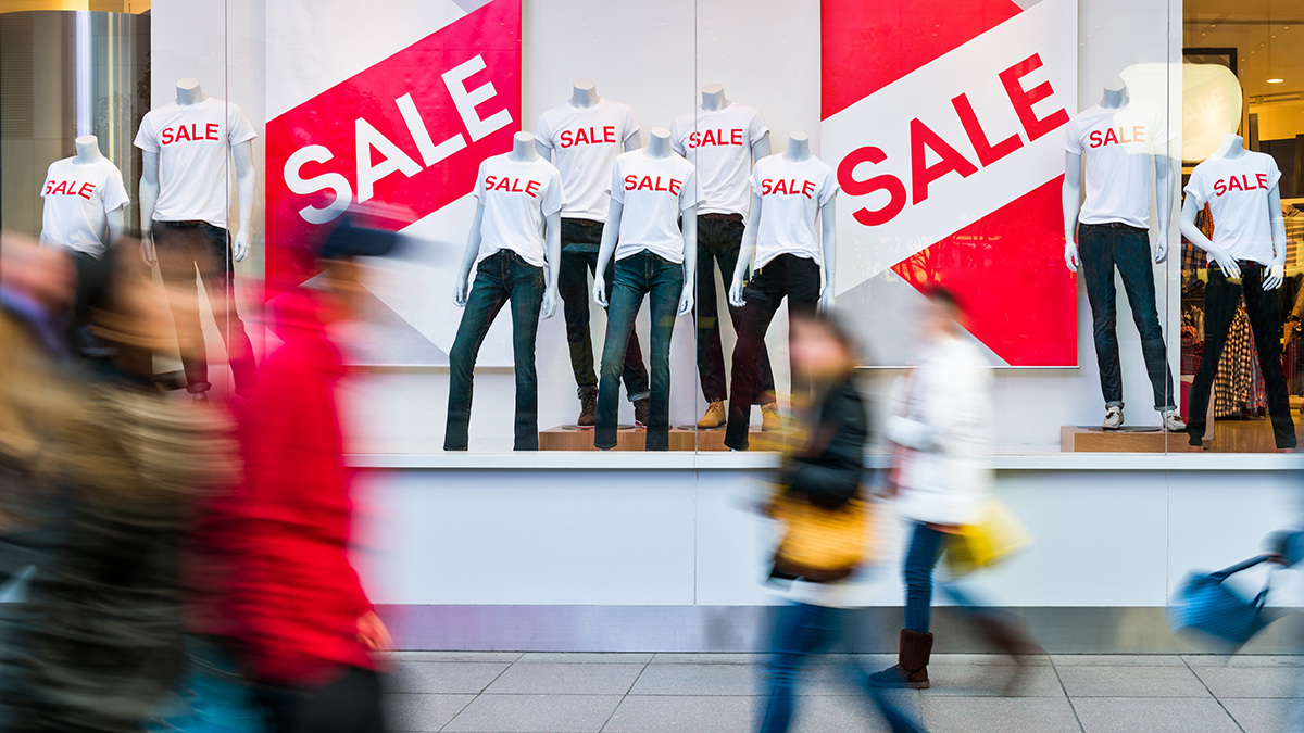 Как можно будет использовать английские слова с 1 марта 2026 года: закон о защите русского языка, изменения для бизнеса, как изменятся вывески