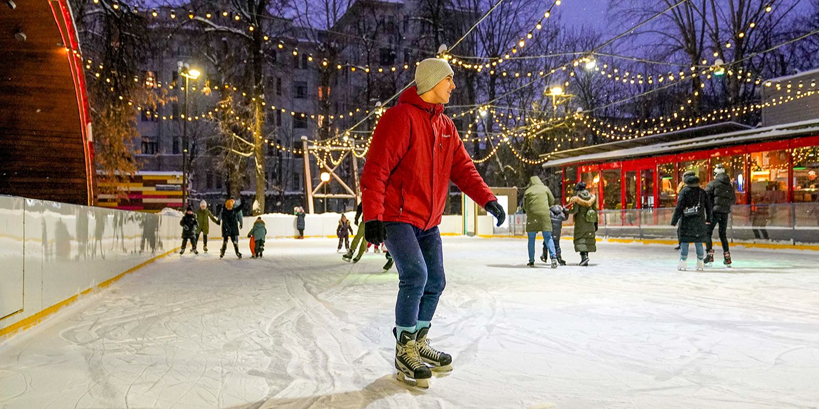 Акция «Ночь на катке» пройдет в столичных парках 10 марта