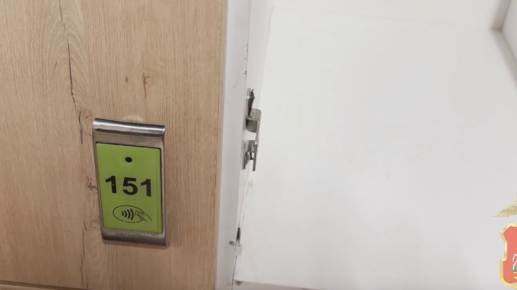 Москвич воровал из раздевалки вещи посетителей бани в Мытищах