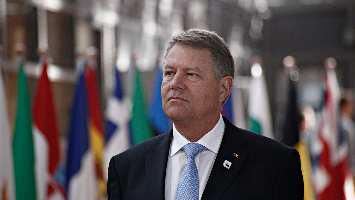 Президент Румынии Йоханнис заявил о решении баллотироваться на пост генсека НАТО