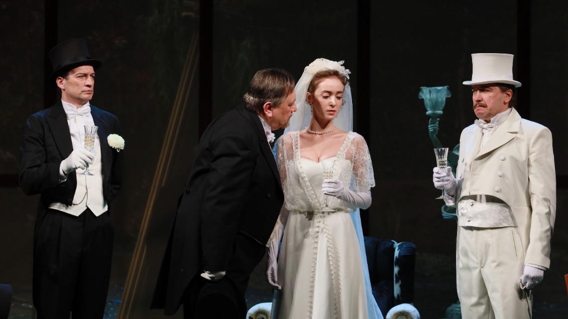 Житинкин представил в Малом театре свою версию чеховской «Драмы на охоте»