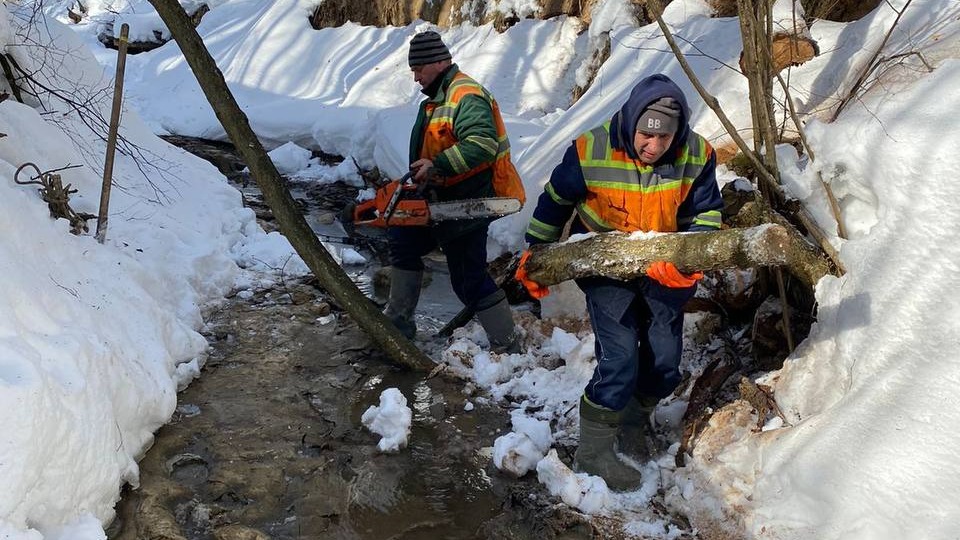 Русла малых рек и ручьев столицы подготовят к пропуску весеннего половодья