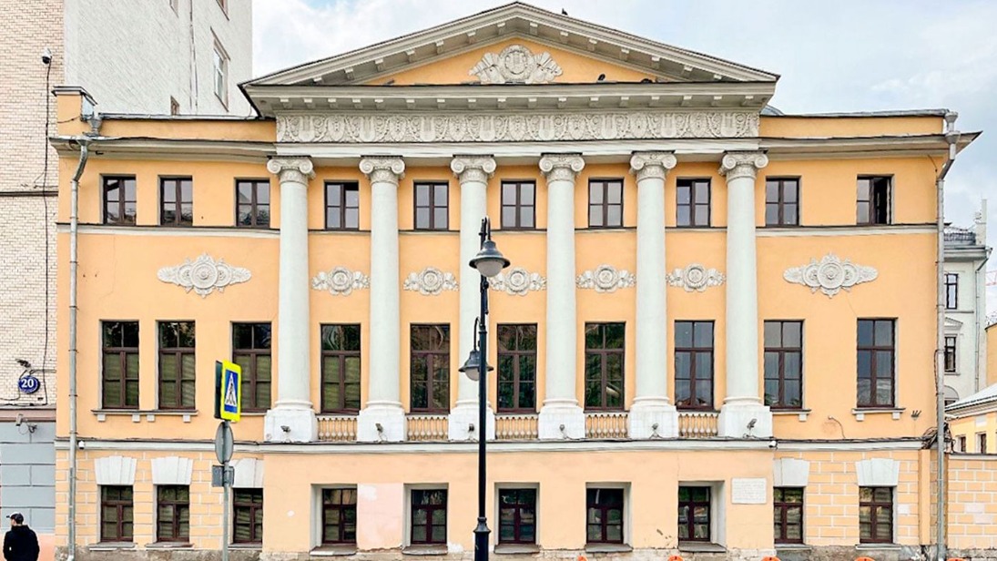 Фасады усадебного дома Лепешкина — Демидова отреставрируют