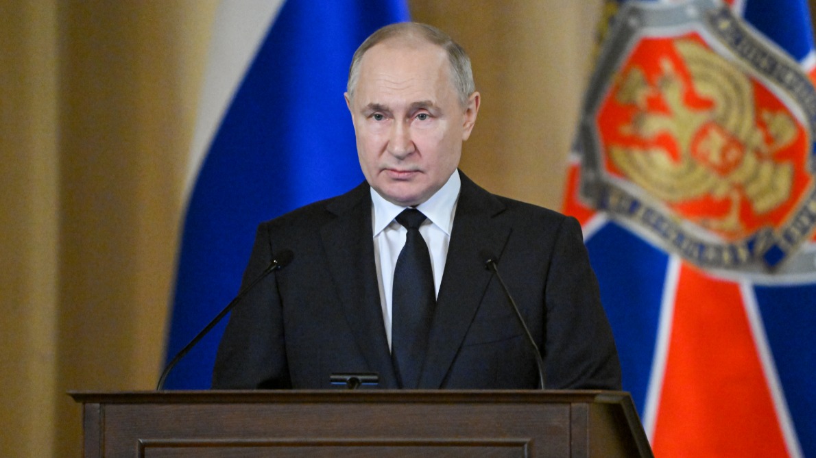 Президент Владимир Путин выступает на заседании коллегии Федеральной службы безопасности России 