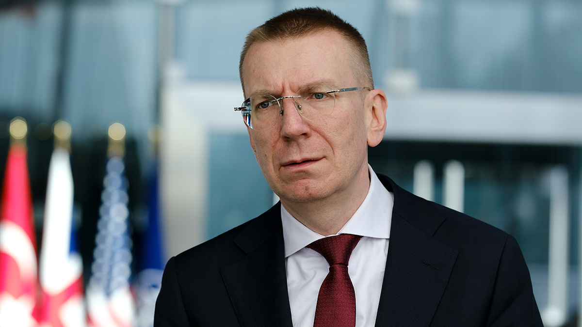 Ринкевичс: Латвия может разобрать железную дорогу, ведущую в РФ