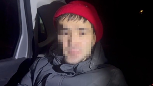 Злоумышленник залез в чужую машину на Профсоюзной улице, чтобы погреться
