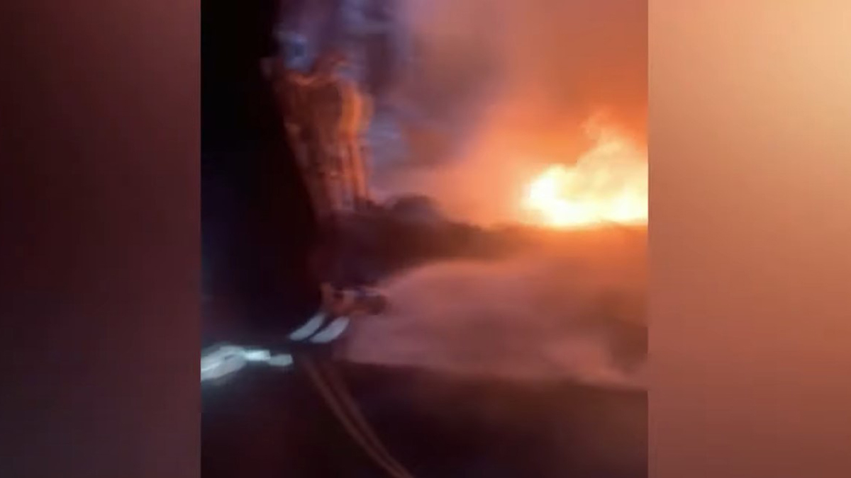 Глава Укргидроэнерго: ДнепроГЭС остановила работу из-за серьезных повреждений