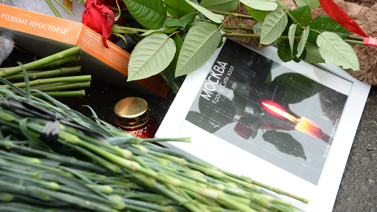 Минута молчания в память о погибших в МО прошла перед матчем «Зенита» в Белграде