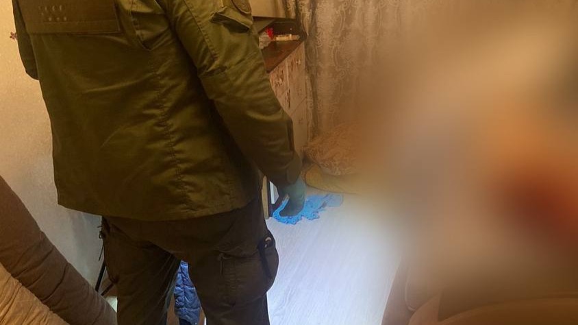 Пенсионер зарезал сестру на севере столицы