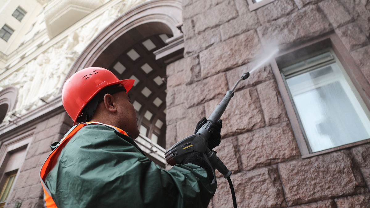 Более 800 фасадов жилых домов обновили в рамках программы капремонта в прошлом году