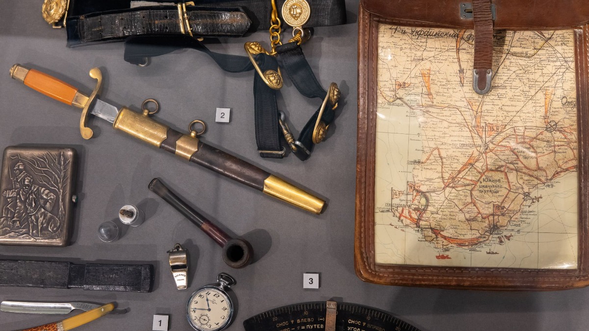 Сотни уникальных материалов об освобождении Крыма представили в Музее Победы