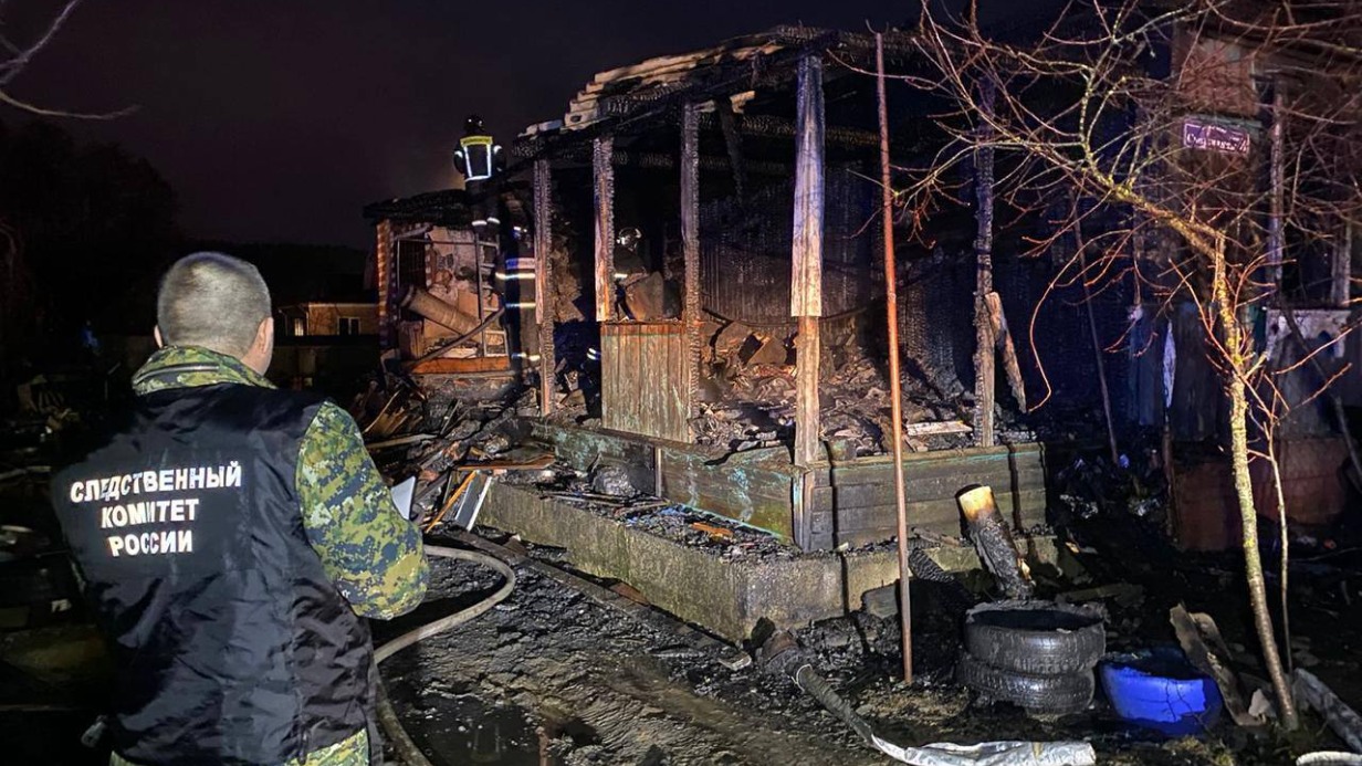 Уголовное дело возбудили после гибели шести человек при пожаре в Воскресенске