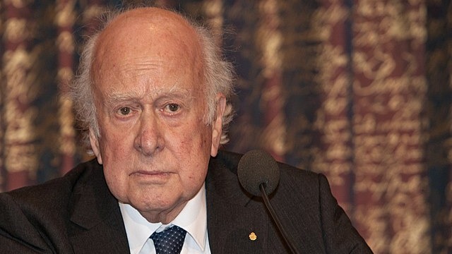 Лауреат Нобелевской премии и британский ученый Хиггс умер в возрасте 94 лет