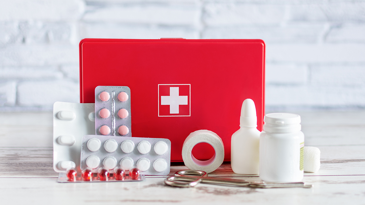 Что входит в состав автомобильной аптечки