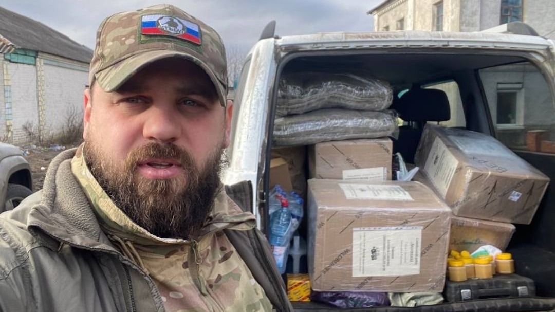 Президент региональной общественной организации «ТЫЛ» Илья Костюков доставляет гуманитарную помощь участникам специальной военной операции