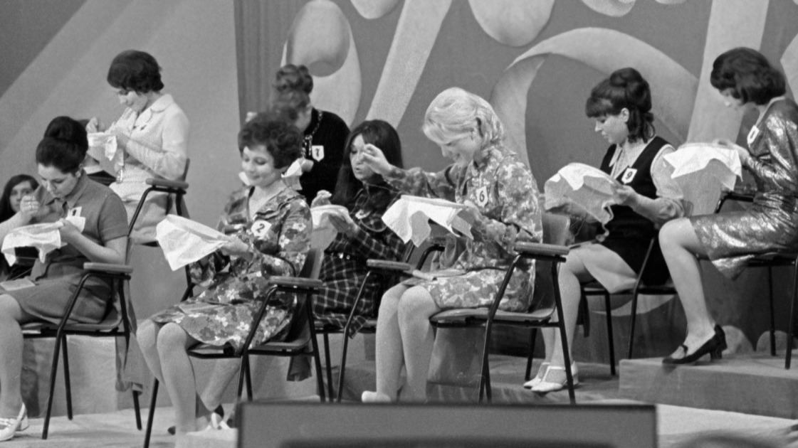 «А ну-ка, девушки!»: какой была легендарная передача, которая вернется на ТВ