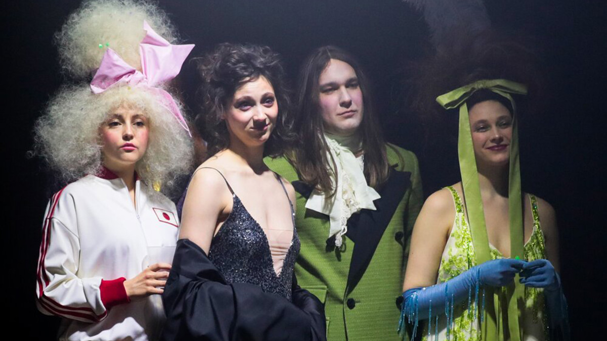 По знаменитой пьесе Жана-Батиста Мольера: в Театре Моссовета представили «Тартюфа»