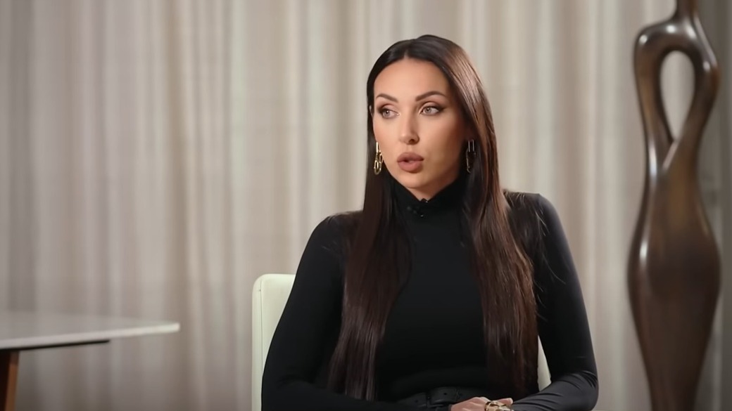 «Просила голосовать»: Алсу извинилась за победу своей дочери на шоу «Голос. Дети»