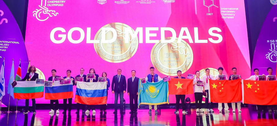 Столичные школьники выиграли золото и серебро на Менделеевской олимпиаде по химии
