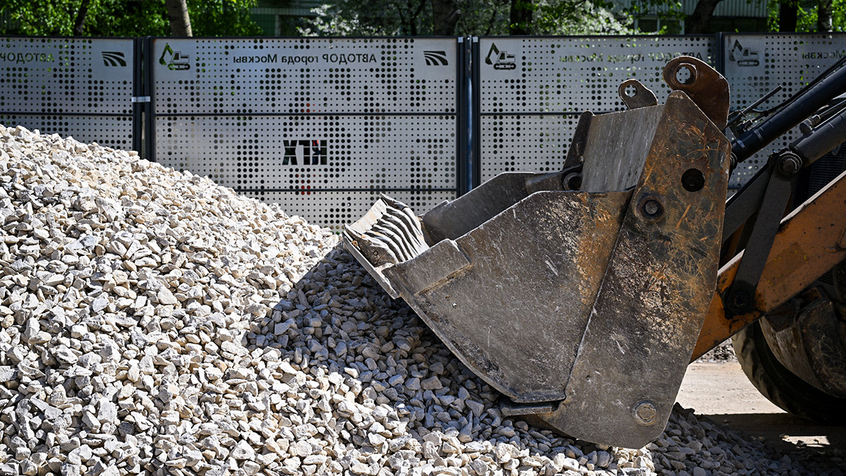 Сквер Соломенной Сторожки начали благоустраивать в Тимирязевском районе