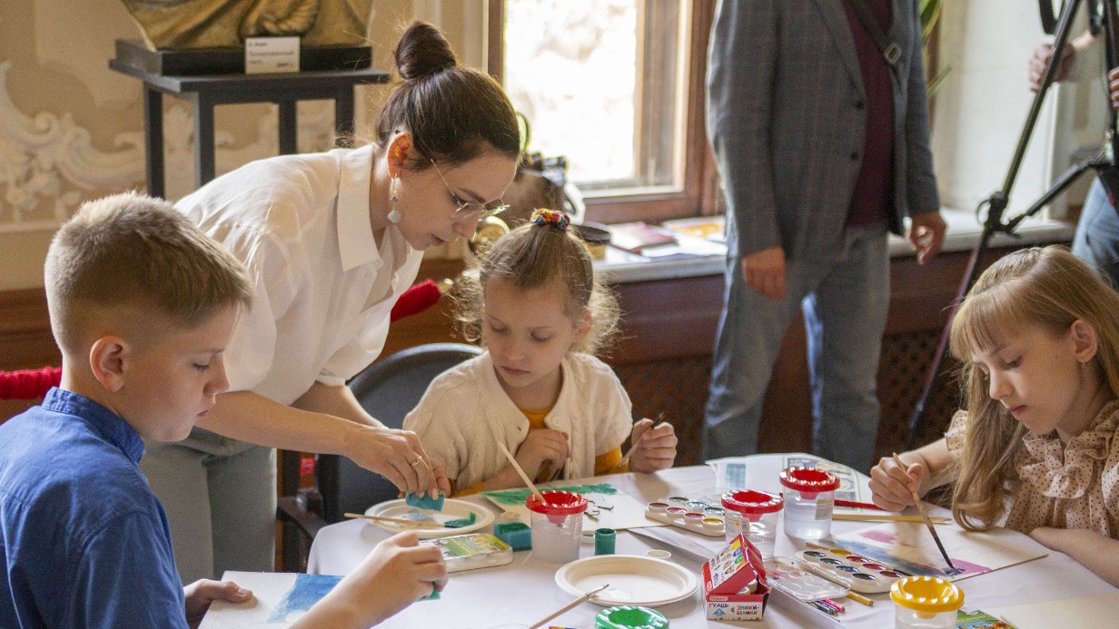 Сергунина отметила интерес юных москвичей к конкурсу «Наследие моего района»