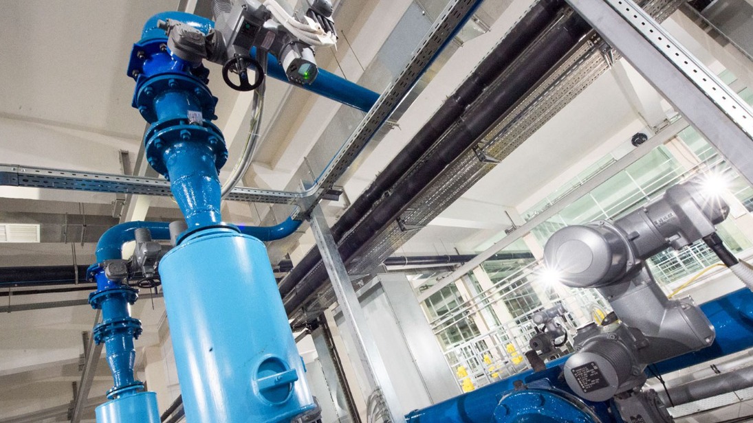 Более 167 километров водопроводных и канализационных сетей обновят в Москве