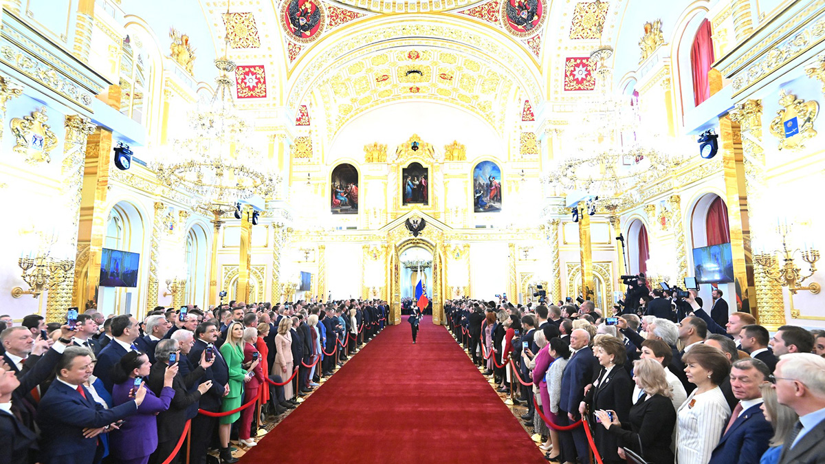 Появилось видео из Большого Кремлевского дворца перед инаугурацией Путина