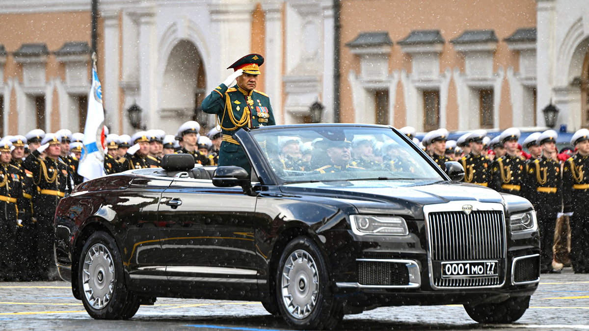 Шойгу принял доклад о готовности к Параду Победы