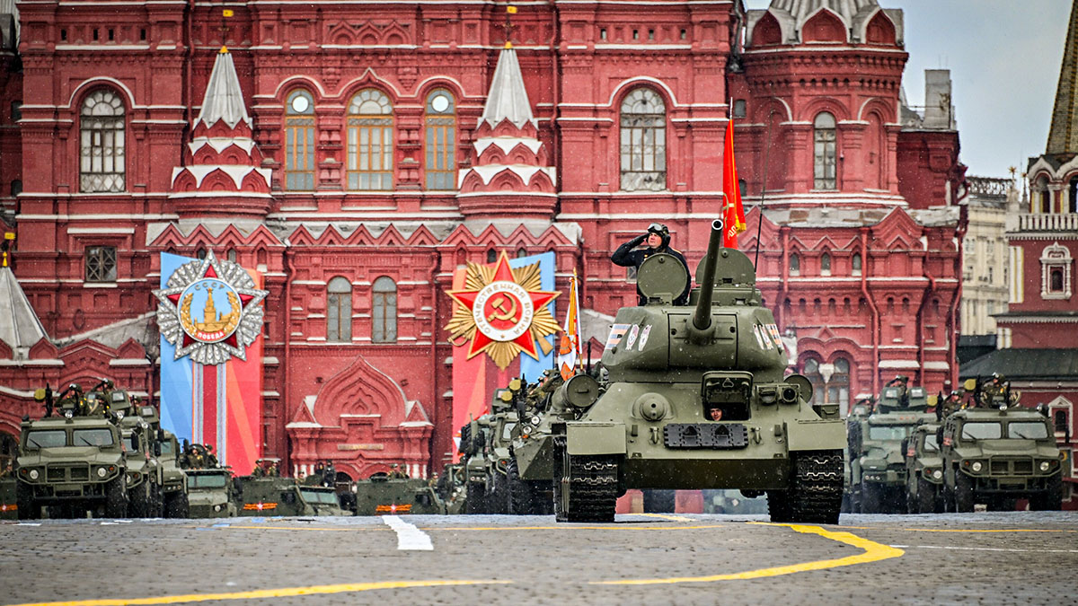 В ГД осудили «киевский шабаш» 9 Мая в ответ на парад Победы в Москве