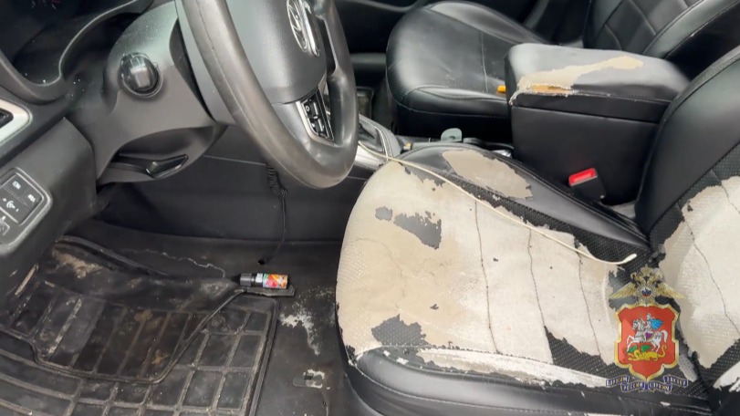 Двое пассажиров угнали такси в Подольске