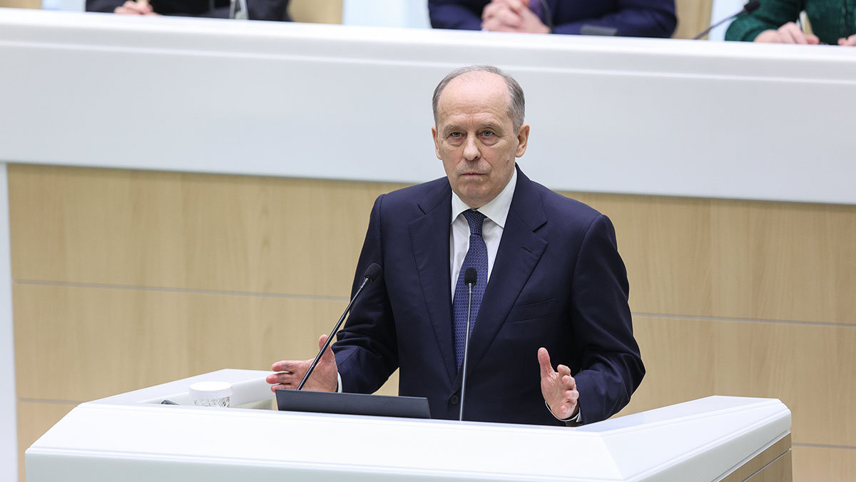 Бортников: Исполнителей теракта в «Крокусе» вербовали в таджикской диаспоре в РФ