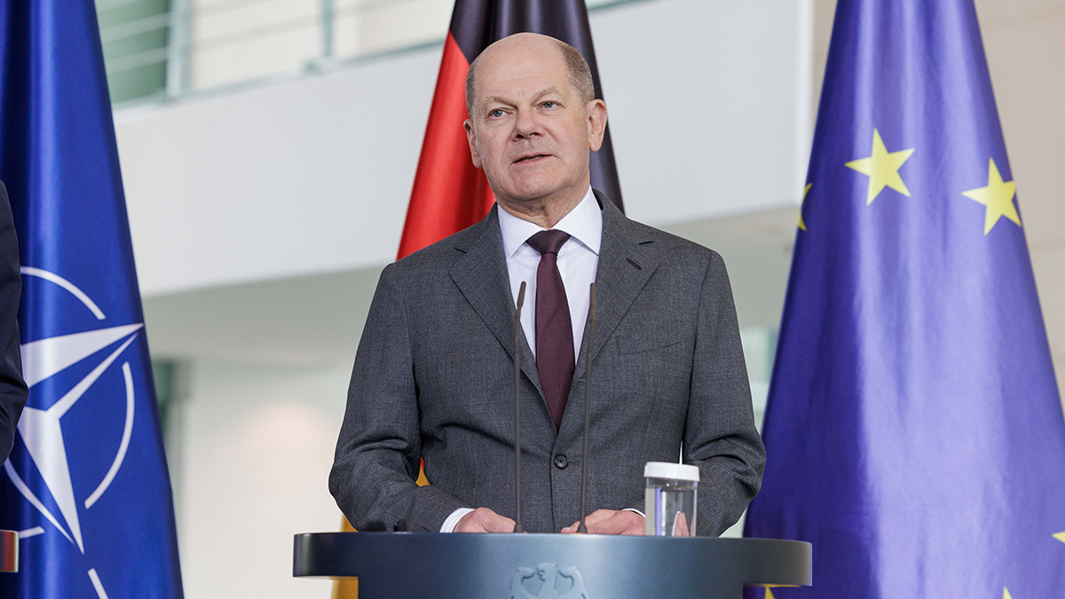 Шольц призвал ЕС внести свой вклад в обеспечение мира после переговоров РФ и США