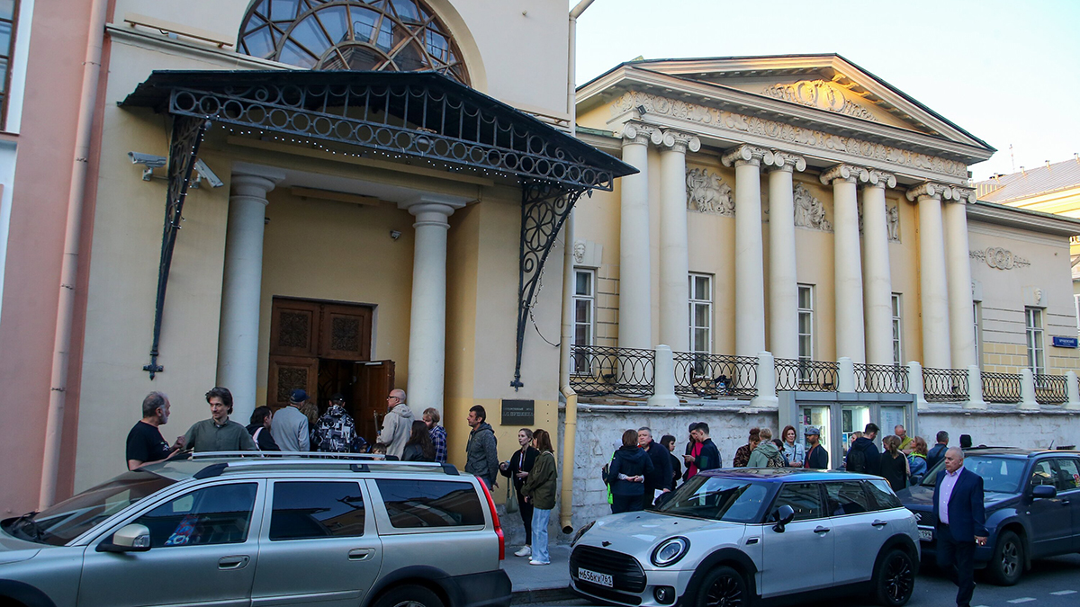 Маятник Фуко — свидетель блокады