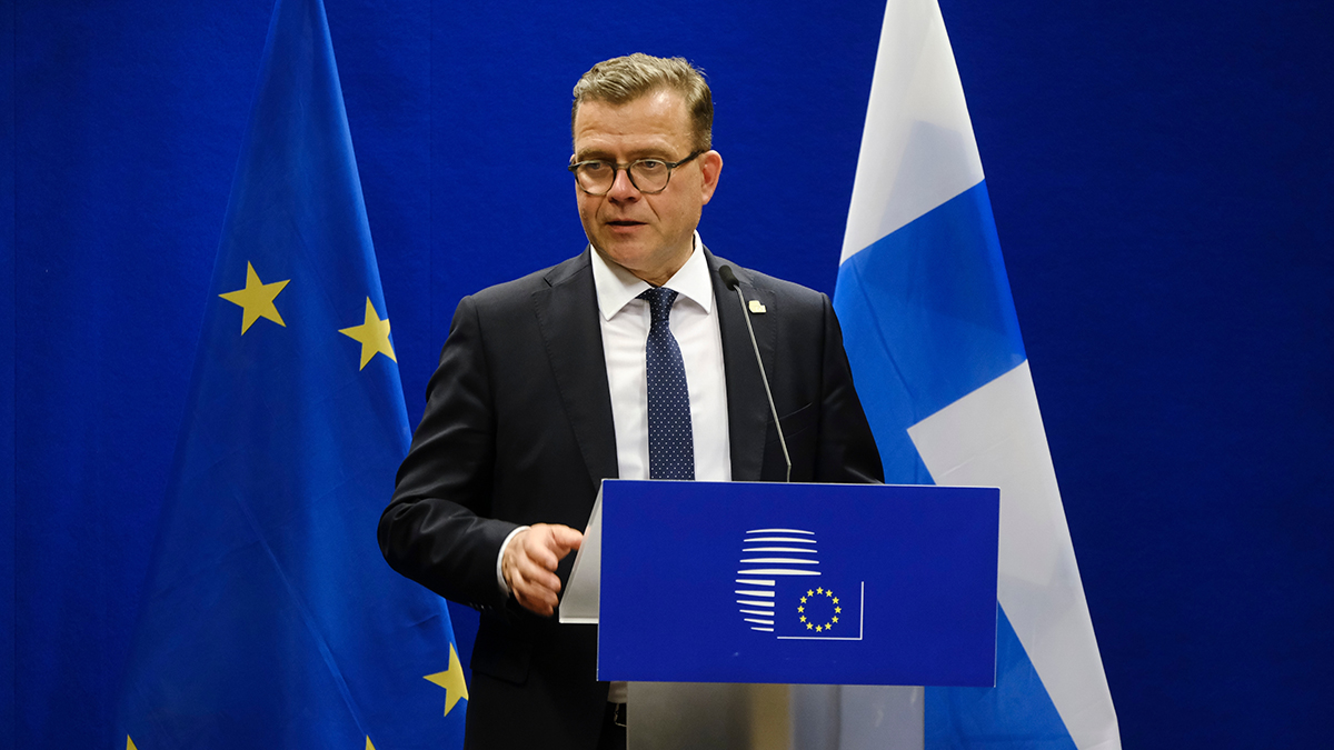 Премьер Финляндии заявил, что не может открыть границу с Россией