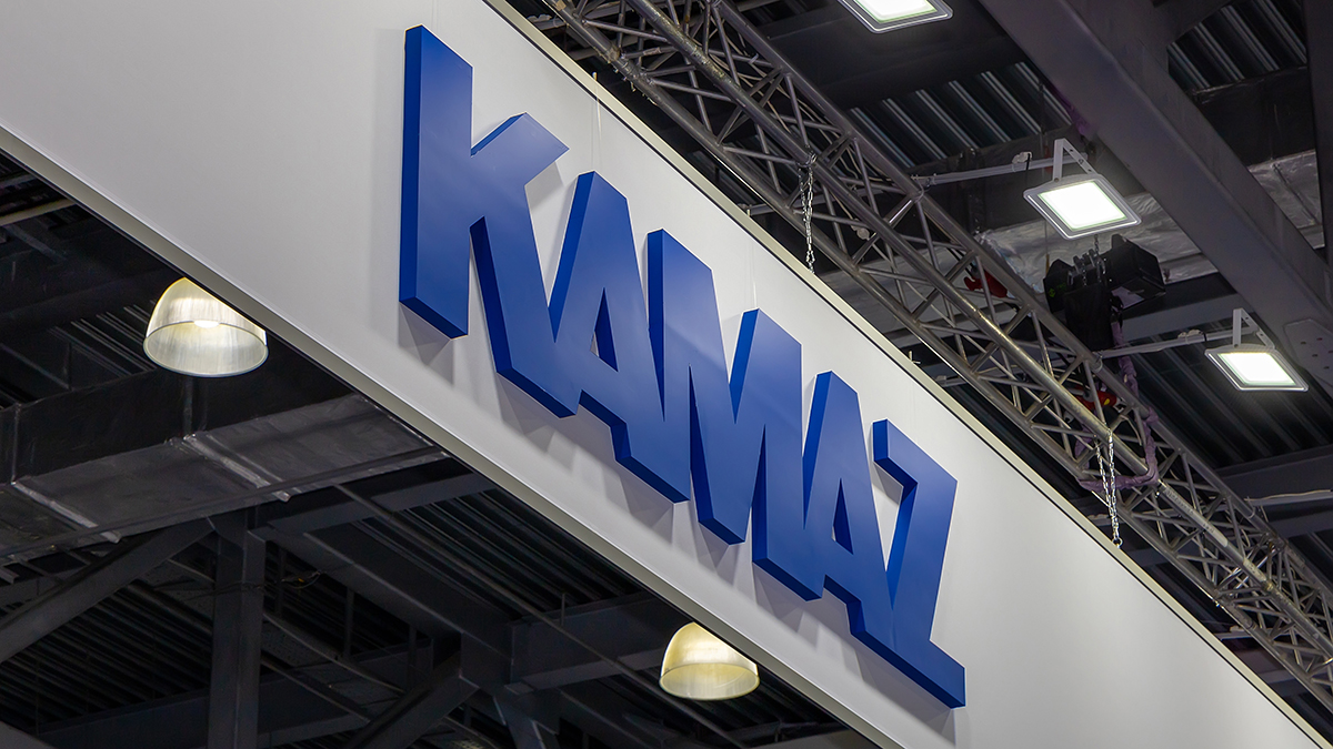 Глава КамАЗа Когогин отправился на ПМЭФ на беспилотном грузовике