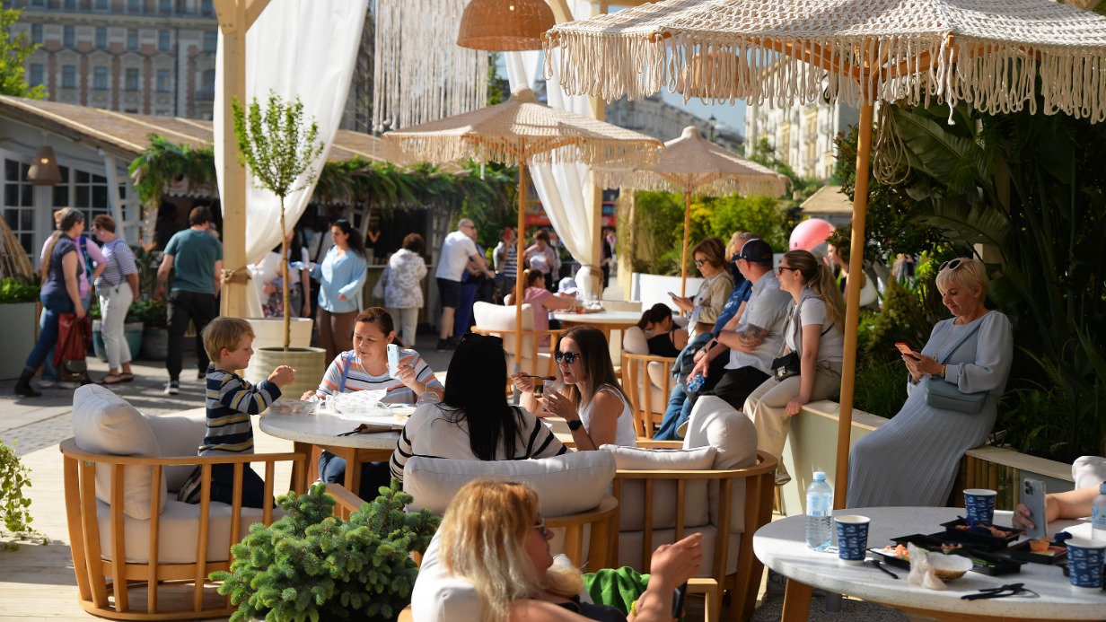 Горожанам подготовили особое меню на фестивале «Москва — на волне. Рыбная неделя»