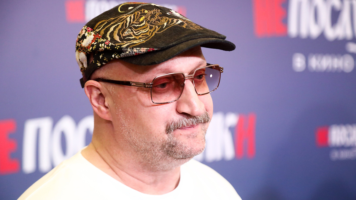 «112»: Бомжи занимались сексом в «Запорожце» актера Гоши Куценко