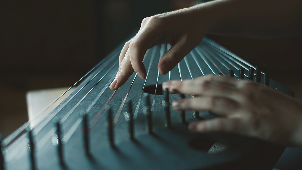 Признанный национальный инструмент покажет, как звучат струны русской души