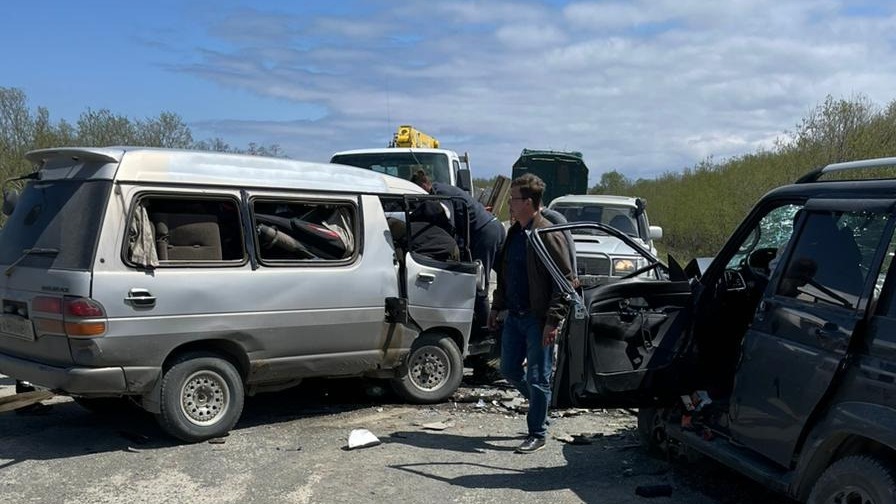 Появились кадры с места ДТП, в котором сильно пострадал глава минздрава Камчатки